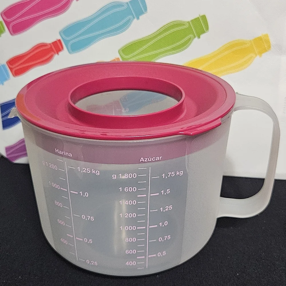 Multifunctional Red and White Kitchen Measuring Set